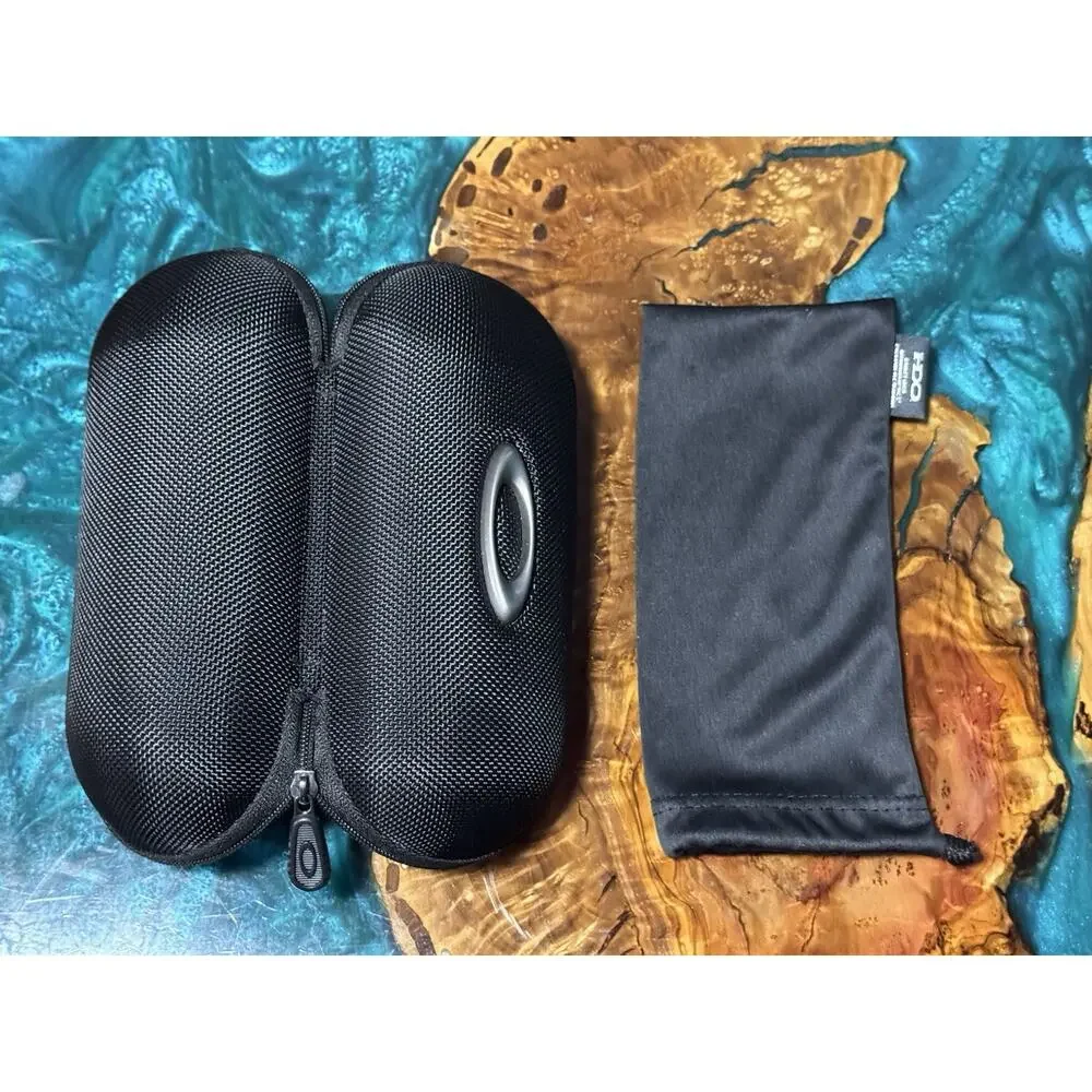 Oakley vault sunglass